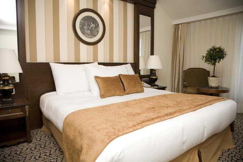 Khách sạn Ibis Centre Geneva